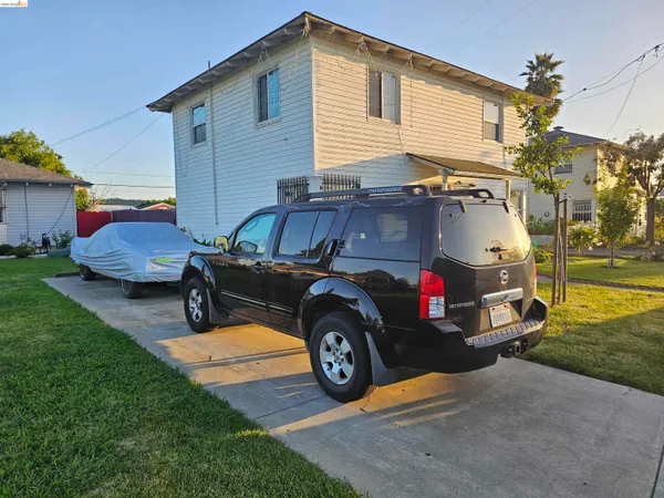 $259,000 | 154 West Chanslor Avenue, Richmond, CA 94801