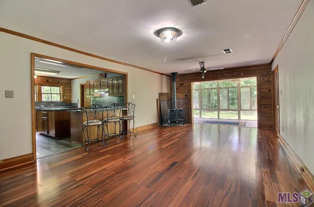 $350,000 | 14253 Oakwood Lane, Denham Springs, LA 70726