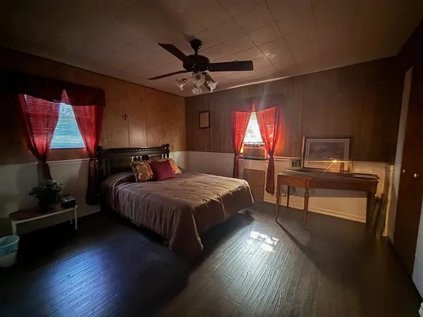 $195,000 | 9 Oak Lane, Camp Wood, TX 78833