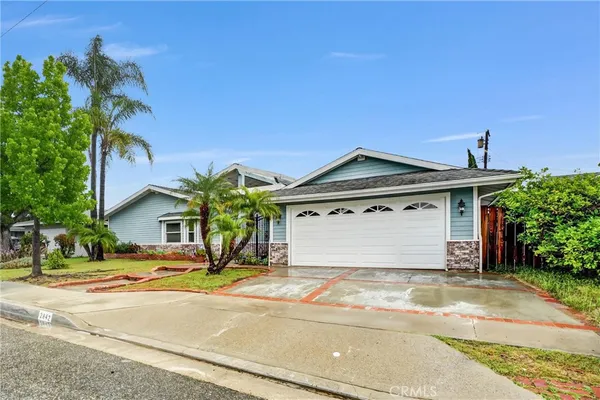 $1,499,000 | 2842 Velasco Lane, Costa Mesa, CA 92626
