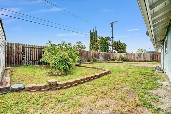 $1,499,000 | 2842 Velasco Lane, Costa Mesa, CA 92626
