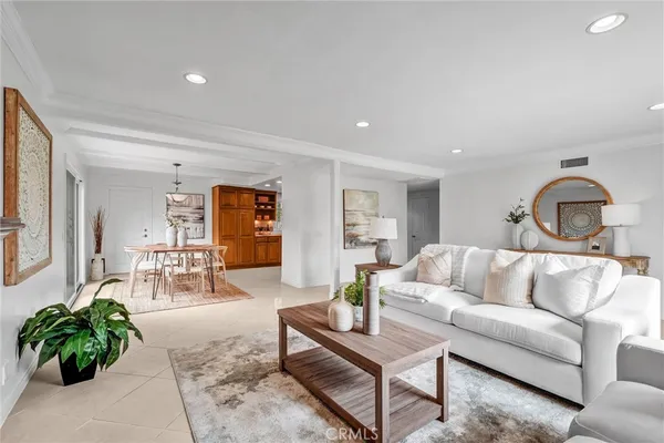 $1,499,000 | 2842 Velasco Lane, Costa Mesa, CA 92626