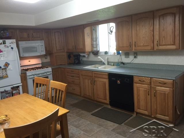 11114 Lange Road Birch Run, MI 48415 - Photo 5 of 21 31281024-4.JPG