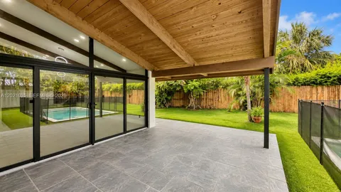 $1,900,000 | 2765 Northeast 35th Drive, Fort Lauderdale, FL 33308