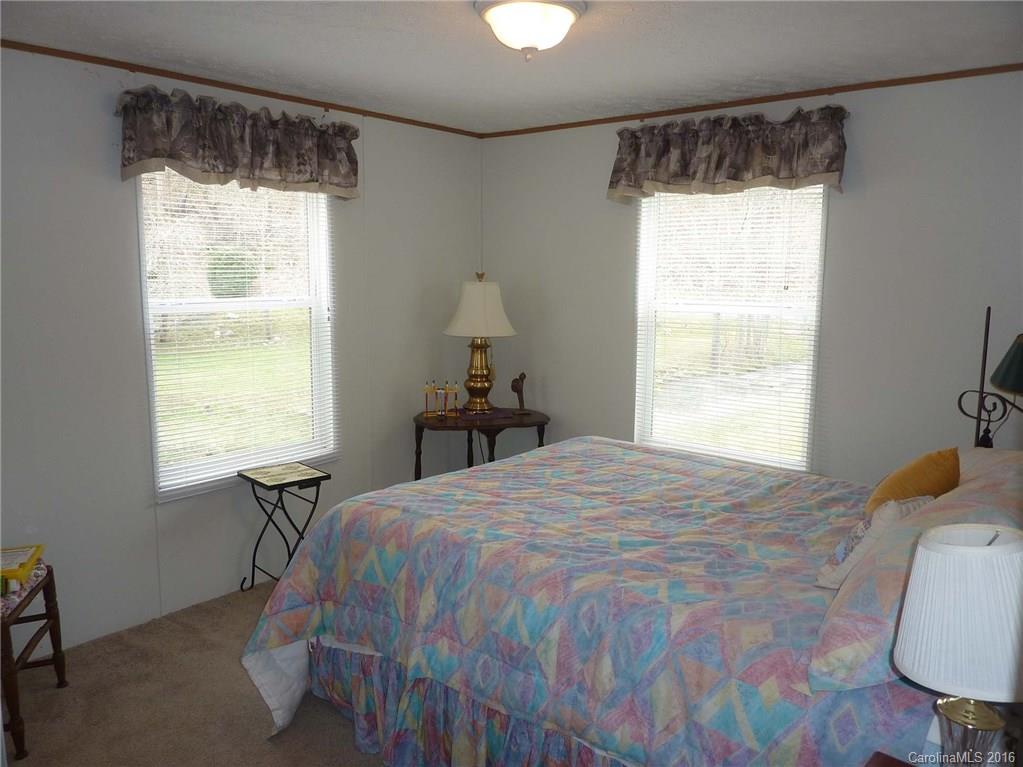 26 Howard Moore Road Hot Springs, NC 28743 - Photo 13 of 24 Gallery Image 13