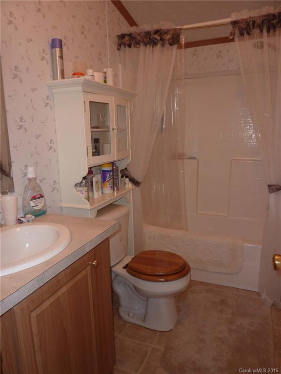 26 Howard Moore Road Hot Springs, NC 28743 - Photo 17 of 24 Gallery Image 17