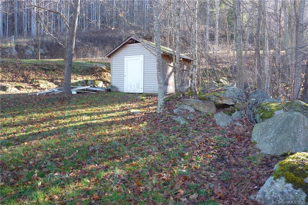 26 Howard Moore Road Hot Springs, NC 28743 - Photo 9 of 24 Gallery Image 9