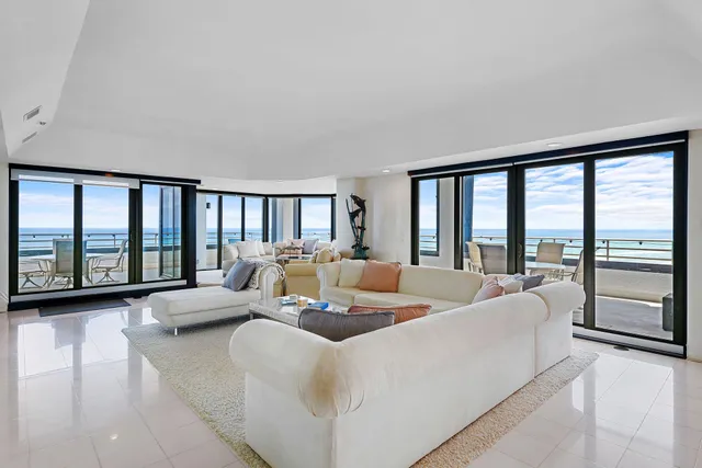 $17,000 | 2901 South Ocean Boulevard, Unit 1, Highland Beach, FL 33487