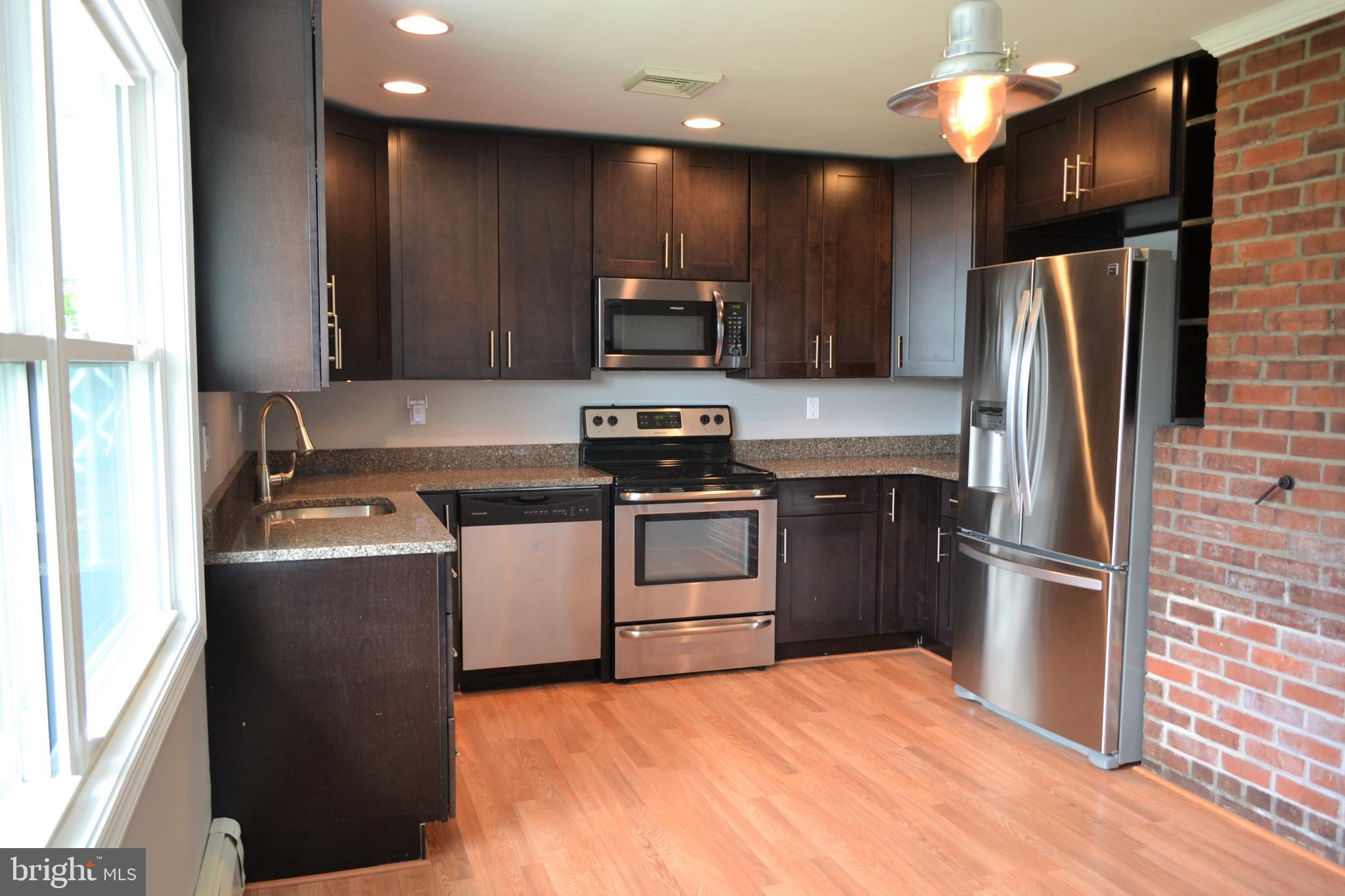 78 Border Rock Road Levittown, PA 19057 - Photo 3 of 6 Stainless appliances & recessed lighting