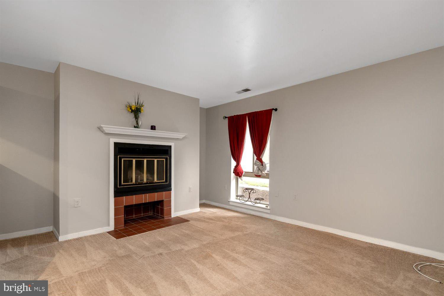 540 South Charles Street, Unit R78 Baltimore, MD 21201 - Photo 5 of 31 Gallery Image 5