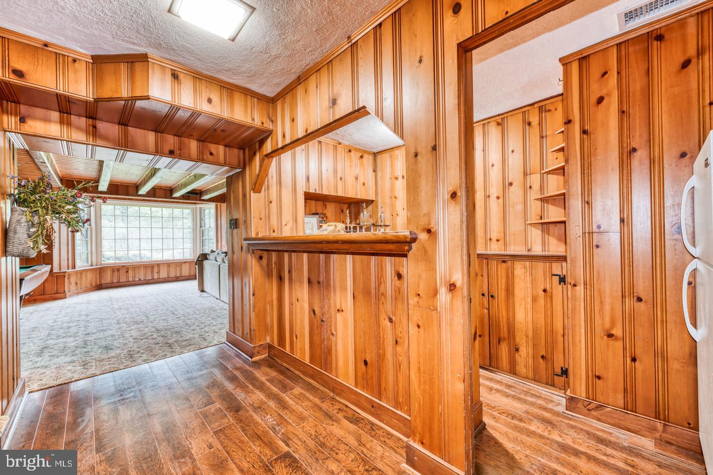 124 Cornwall Lane Wayne, PA 19087 - Photo 35 of 47 Lower level bar