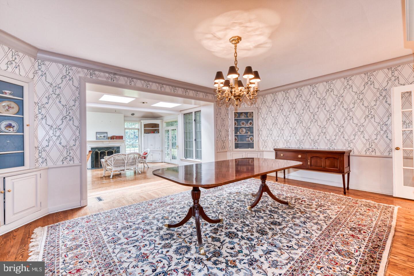 124 Cornwall Lane Wayne, PA 19087 - Photo 10 of 47 Dining room