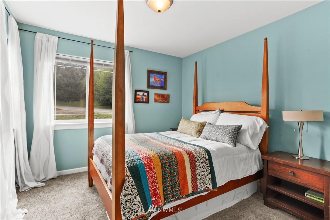 353 Bronson Way Northeast Renton, WA 98056 - Photo 22 of 36 Gallery Image 22