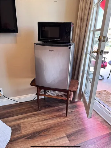 $1,100 | 9442 Portsmouth Drive, Huntington Beach, CA 92646