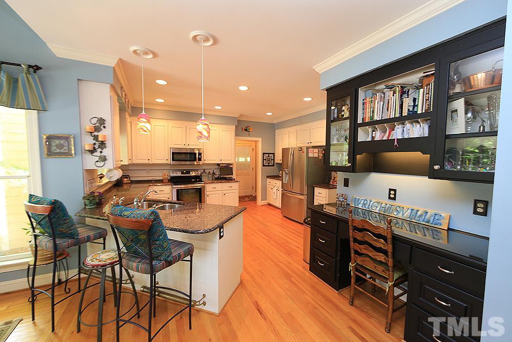 7813 Sandy Bottom Way Raleigh, NC 27613 - Photo 8 of 25 Gallery Image 8