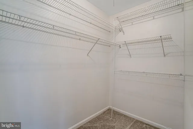 $275,000 | 5376 Bedford Terrace, Unit 76D, Alexandria, VA 22309