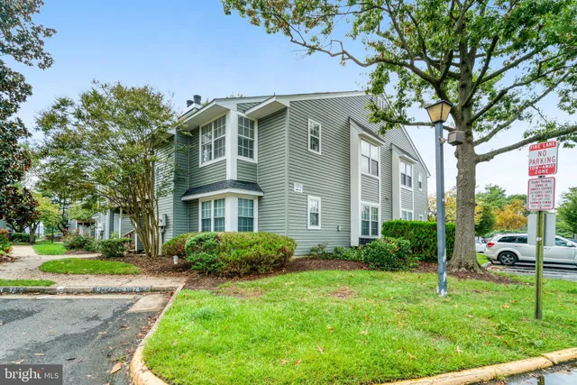 $275,000 | 5376 Bedford Terrace, Unit 76D, Alexandria, VA 22309