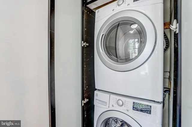 $275,000 | 5376 Bedford Terrace, Unit 76D, Alexandria, VA 22309