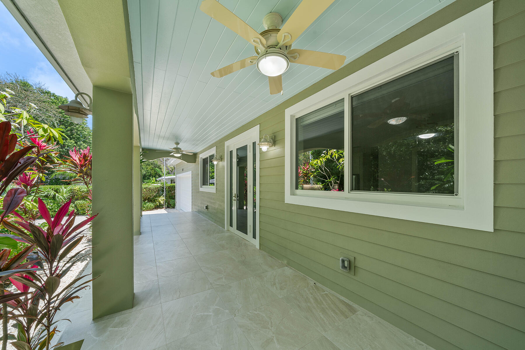 125 North Hammock Road Islamorada, FL 33036 - Photo 5 of 51 125 N Hammock RD_1oakstudios_011