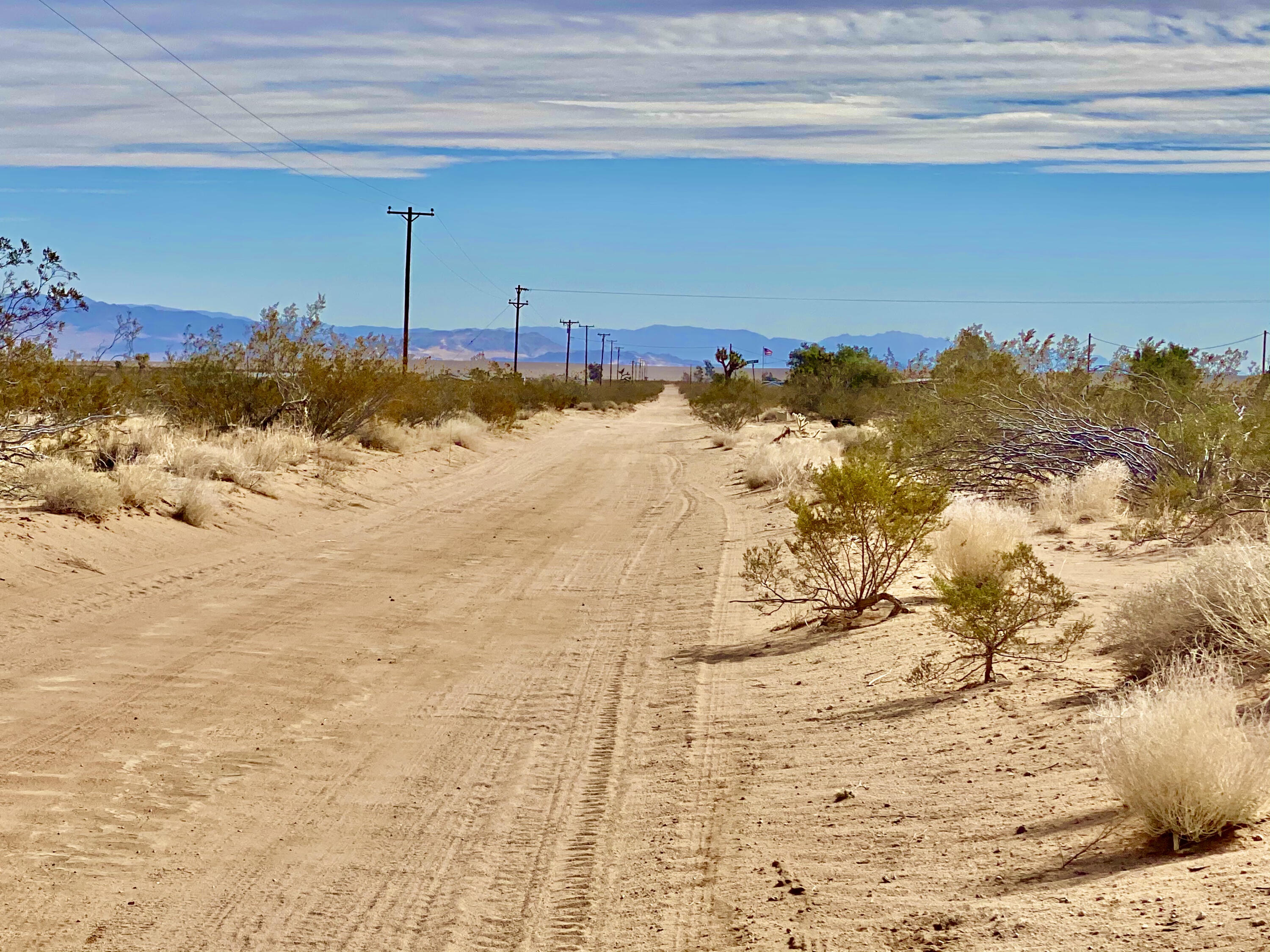 142 Stearman Road Landers, CA 92285 - Photo 16 of 20 IMG_0409