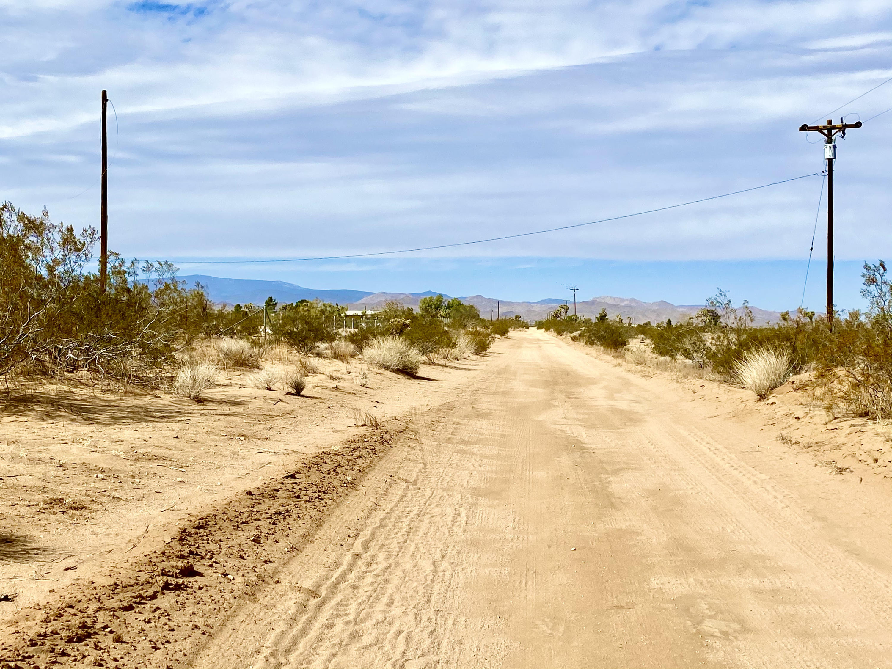 142 Stearman Road Landers, CA 92285 - Photo 17 of 20 IMG_0410