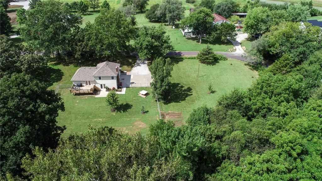 10505 South Munro Road Lone Jack, MO 64070 - Photo 9 of 40 Gallery Image 9