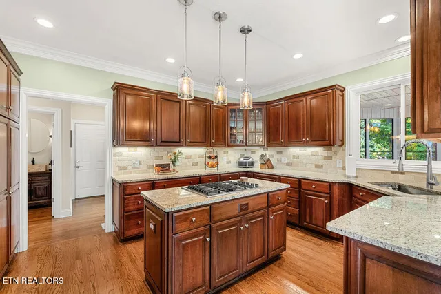 $2,500,000 | 354 Okema Way, Loudon, TN 37774