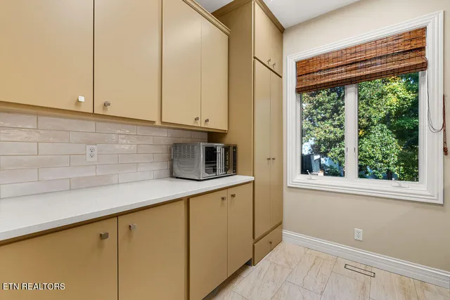 $2,500,000 | 354 Okema Way, Loudon, TN 37774