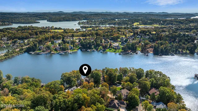 $2,500,000 | 354 Okema Way, Loudon, TN 37774