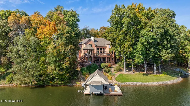 $2,500,000 | 354 Okema Way, Loudon, TN 37774