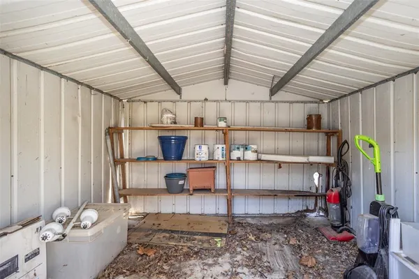 $224,000 | 405 Meadow Drive, Gainesville, TX 76240