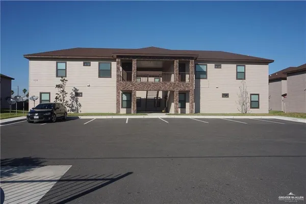 $930 | 1108 West Eisenhower Street, Unit E, Pharr, TX 78577