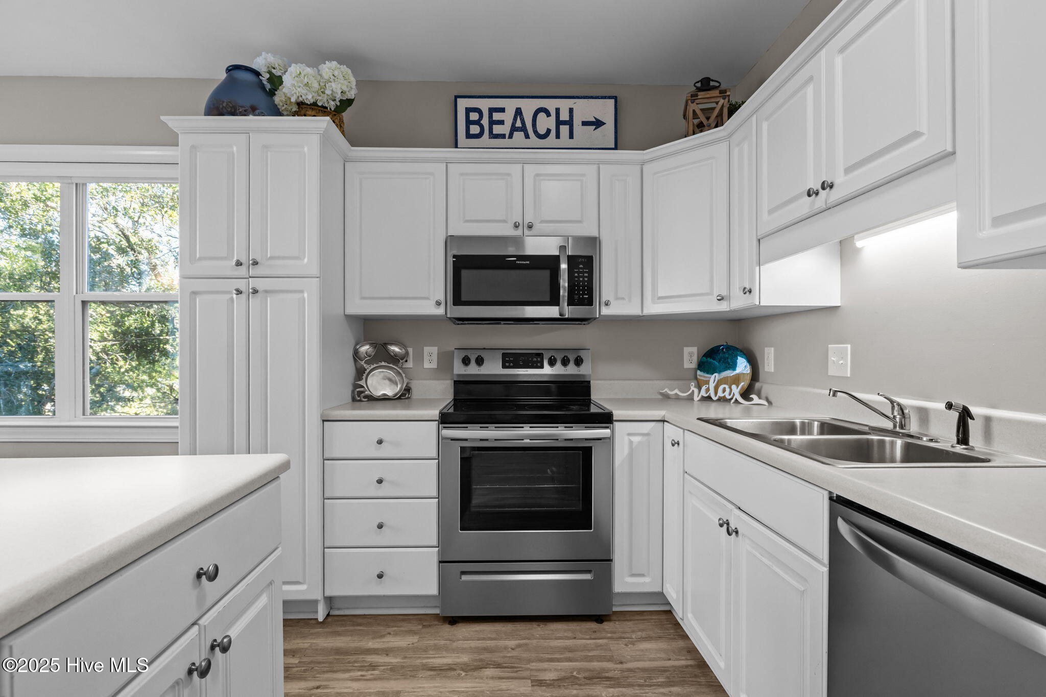 1700 Salter Path Road, Unit S204 Indian Beach, NC 28512 - Photo 23 of 59 Kitchen
