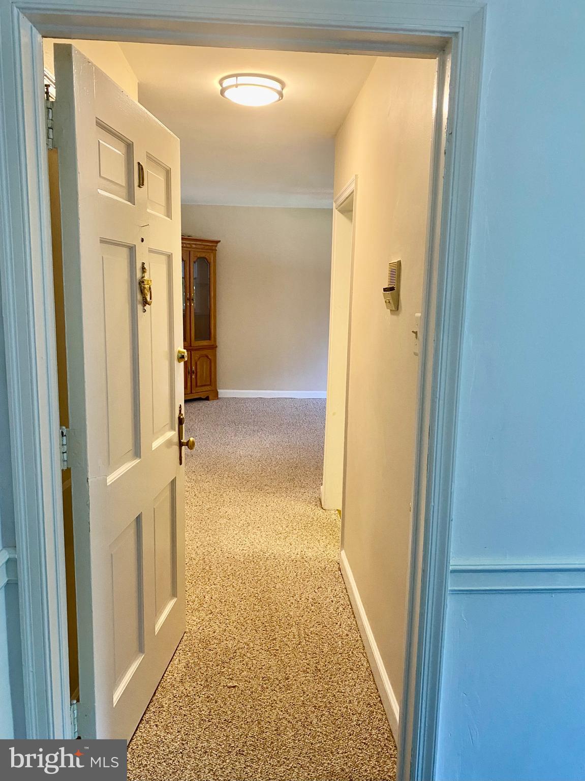 500 East Lancaster Avenue, Unit 118D Wayne, PA 19087 - Photo 3 of 12 Front door/foyer of condo