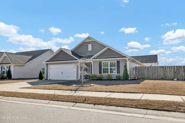 $430,000 | 7104 Cameron Trace Drive, Wilmington, NC 28411
