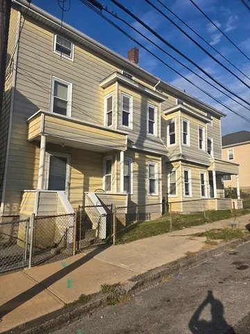 $778,572 | 636-644 Dwelly Street, Fall River, MA 02724