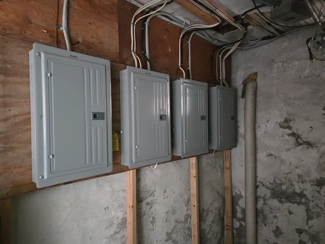 $778,572 | 636-644 Dwelly Street, Fall River, MA 02724