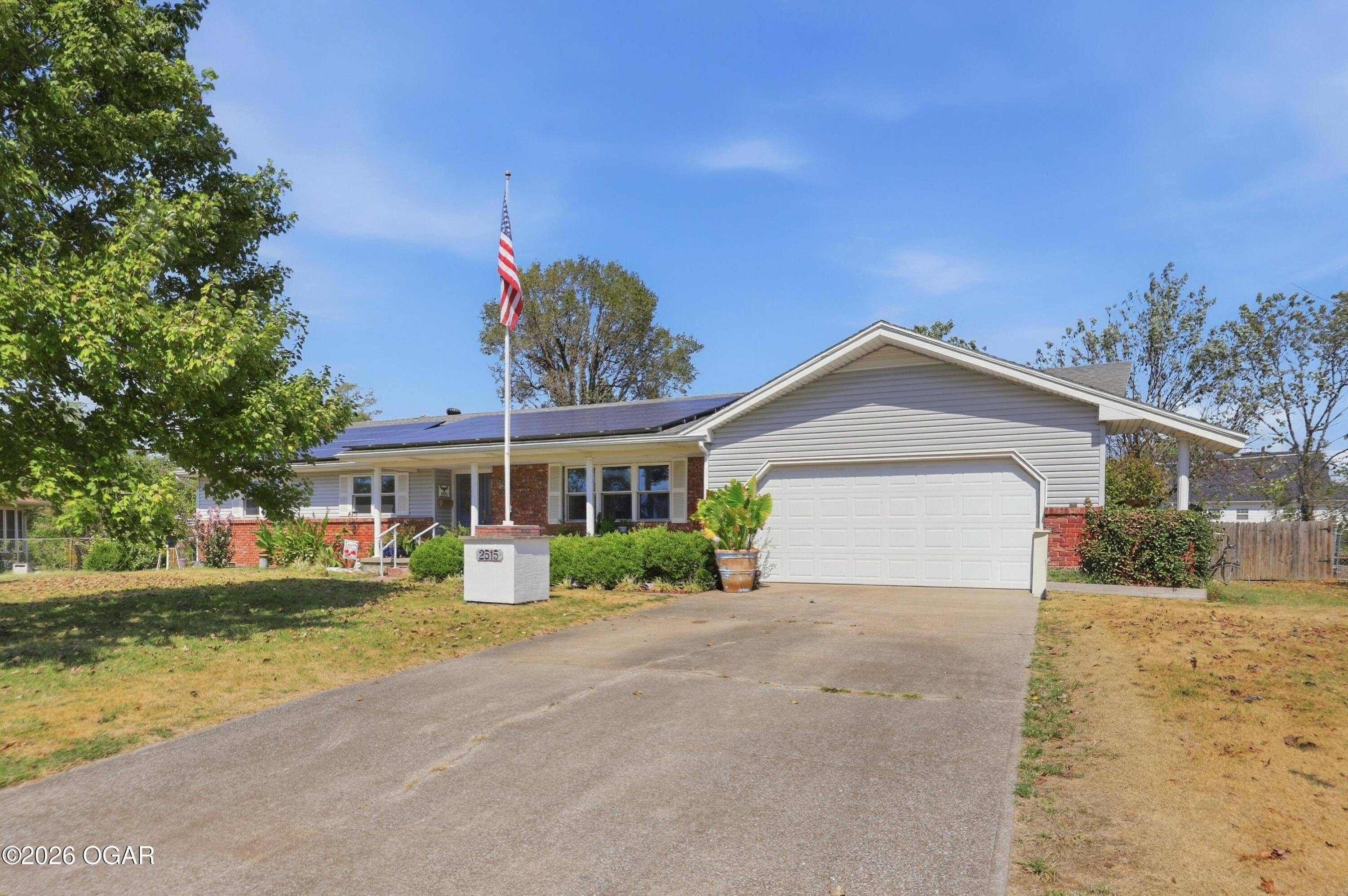 2515 Rosedale Place Joplin, MO 64804 - Photo 4 of 42 Gallery Image 4