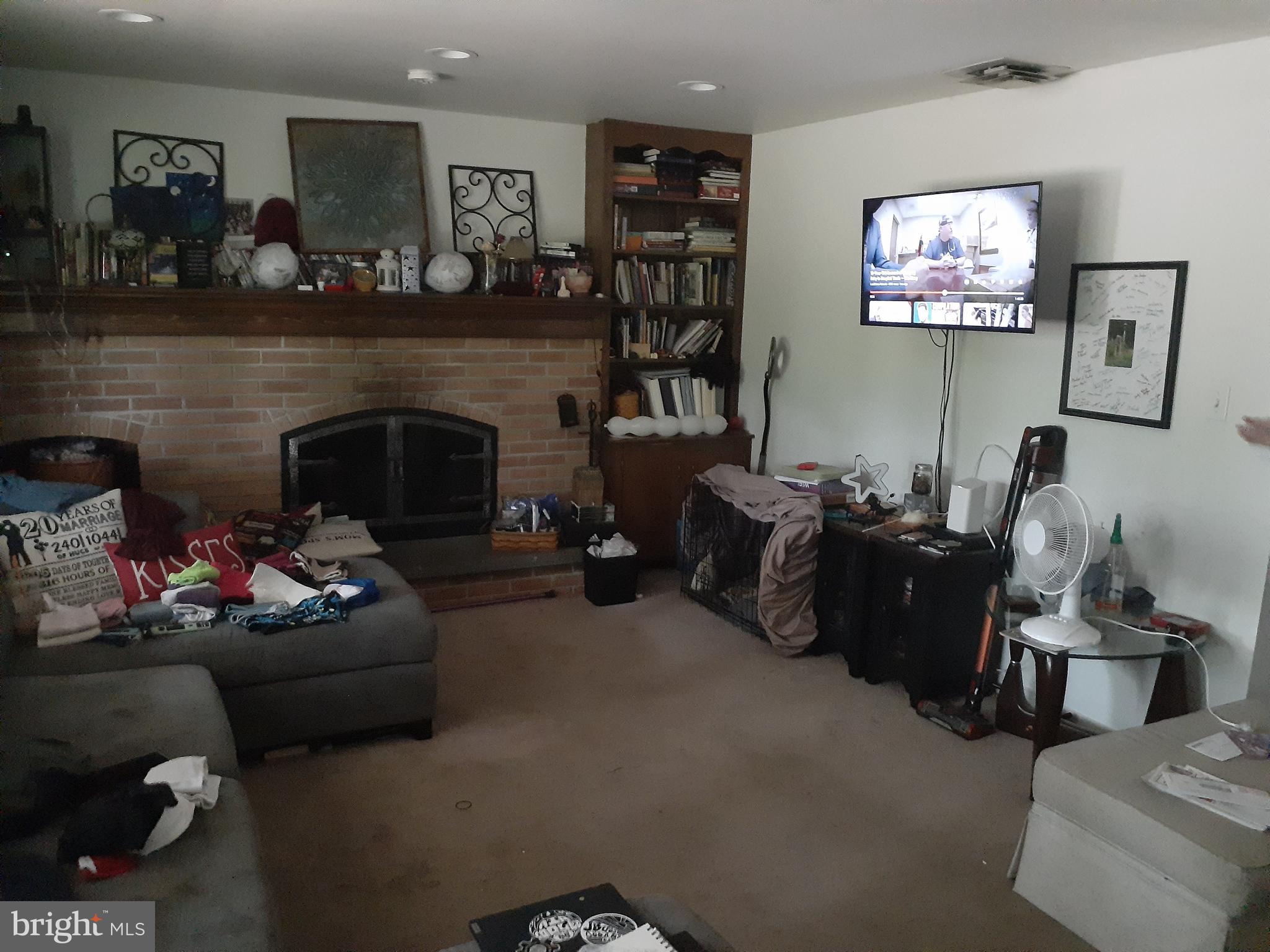 1224 Telegraph Road Perkasie, PA 18944 - Photo 19 of 23 Interior Needs Updating