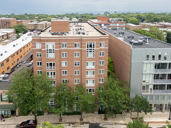 $2,480 | 811 Chicago Avenue, Unit 705, Evanston, IL 60202