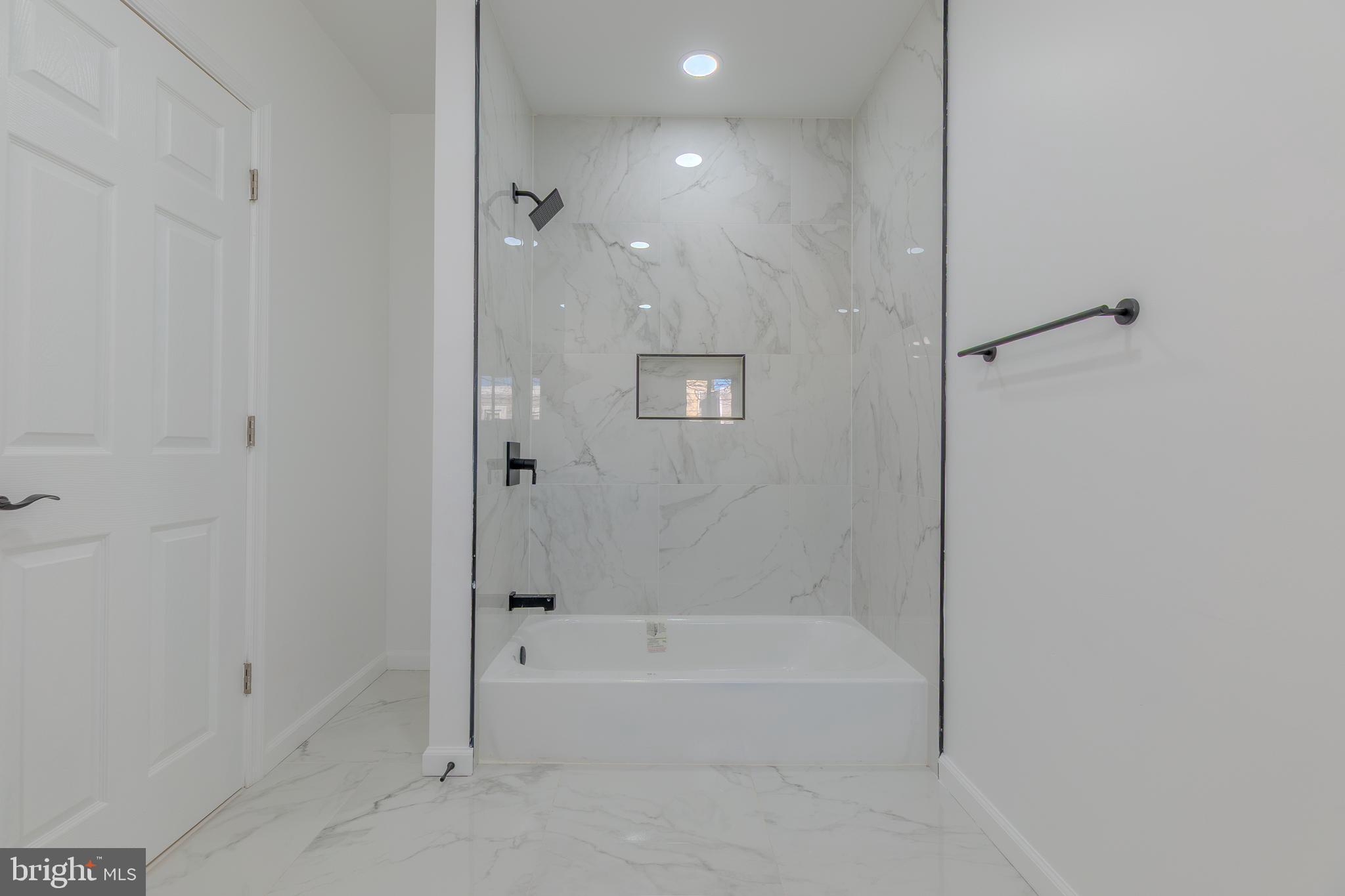 313 West Porter Street Philadelphia, PA 19148 - Photo 23 of 33