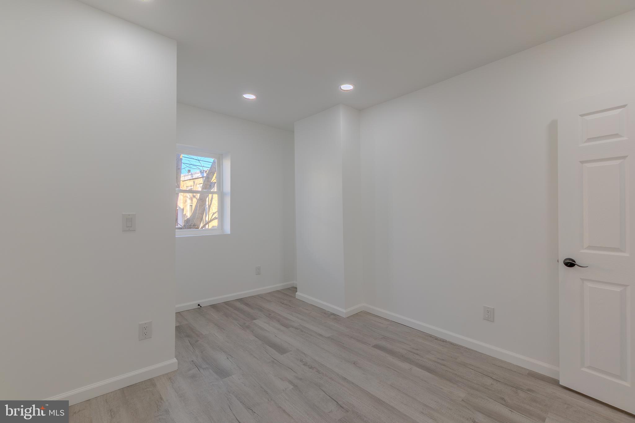 313 West Porter Street Philadelphia, PA 19148 - Photo 27 of 33