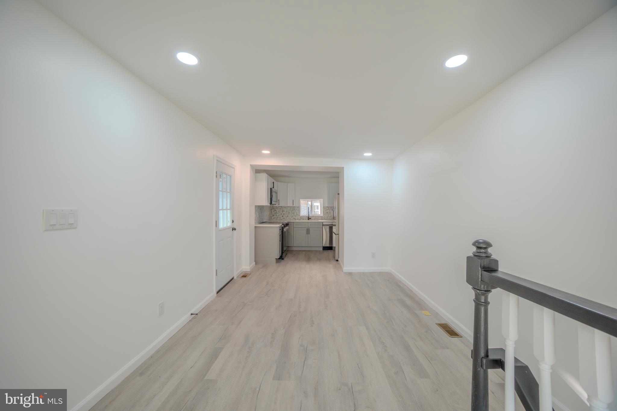 313 West Porter Street Philadelphia, PA 19148 - Photo 9 of 33