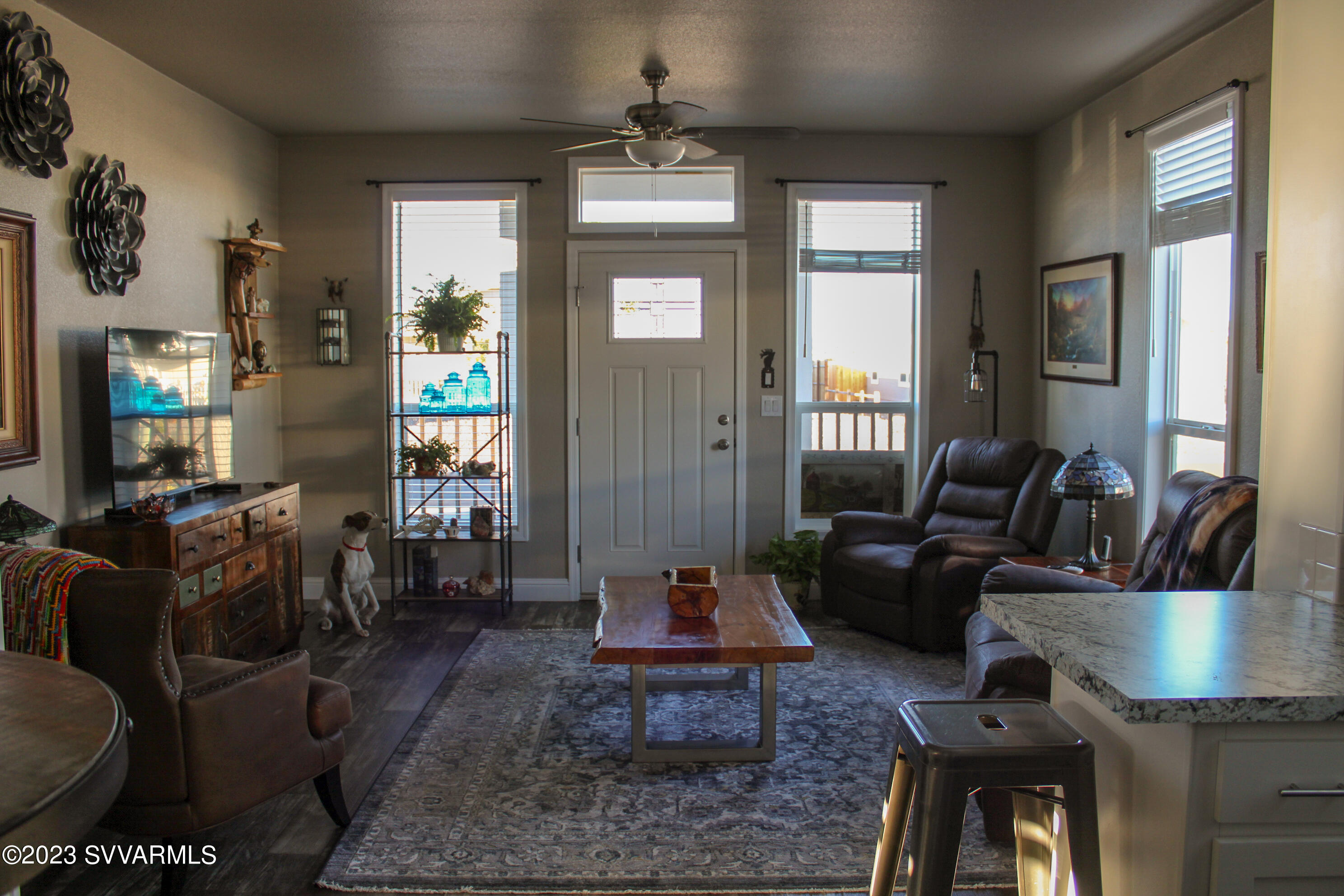 1023 Thorton Road, Unit 18 Camp Verde, AZ 86322 - Photo 3 of 33 Living room