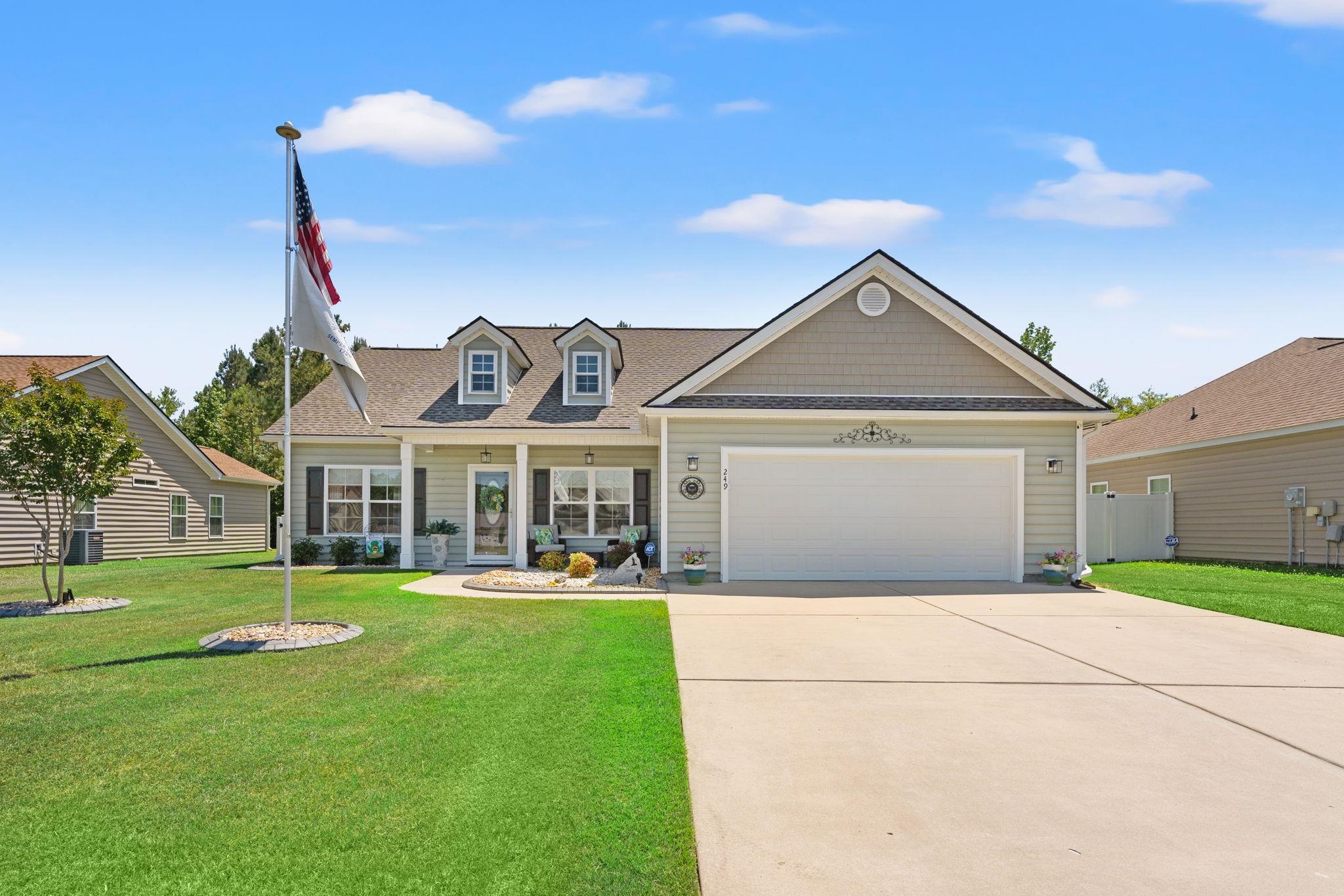 249 Maple Oak Drive Conway, SC 29526 - Photo 2 of 46