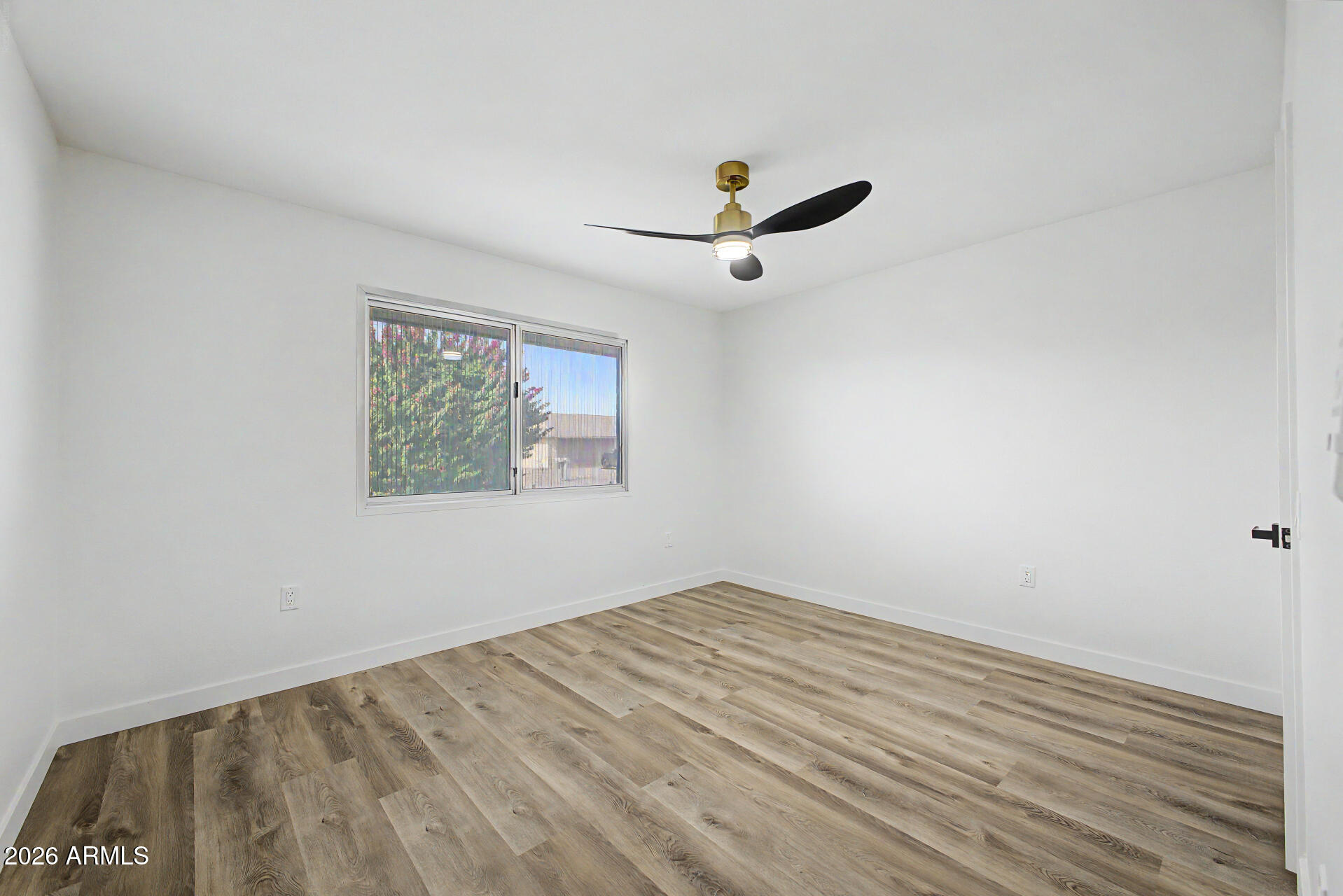 9839 West Royal Oak Road Sun City, AZ 85351 - Photo 18 of 32