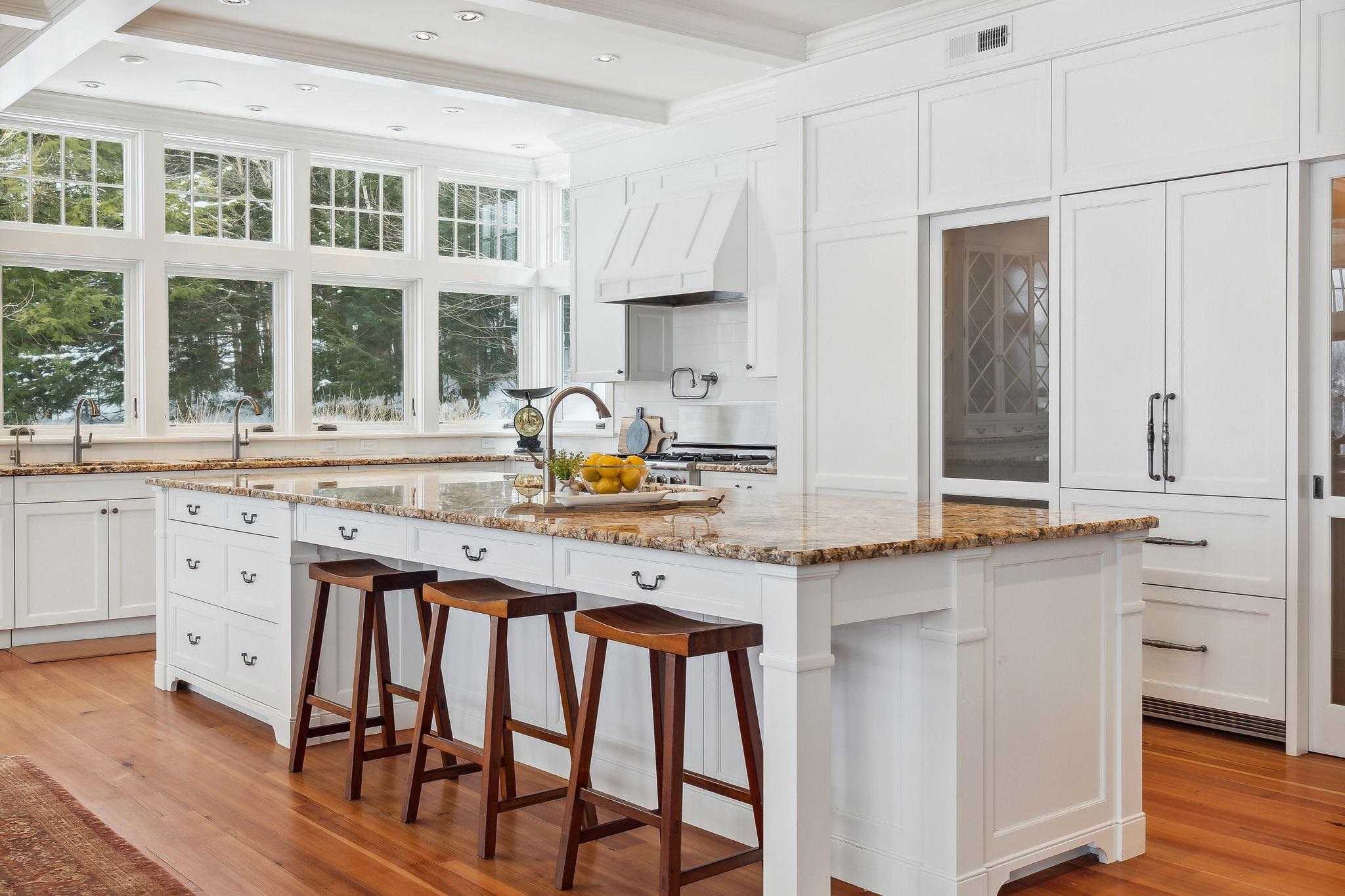502 North Hill Road Stowe, VT 05672 - Photo 10 of 40