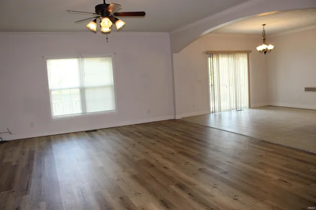 $279,900 | 11745 Juniper Court, Evansville, IN 47725