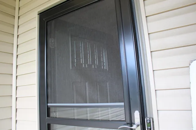 $279,900 | 11745 Juniper Court, Evansville, IN 47725