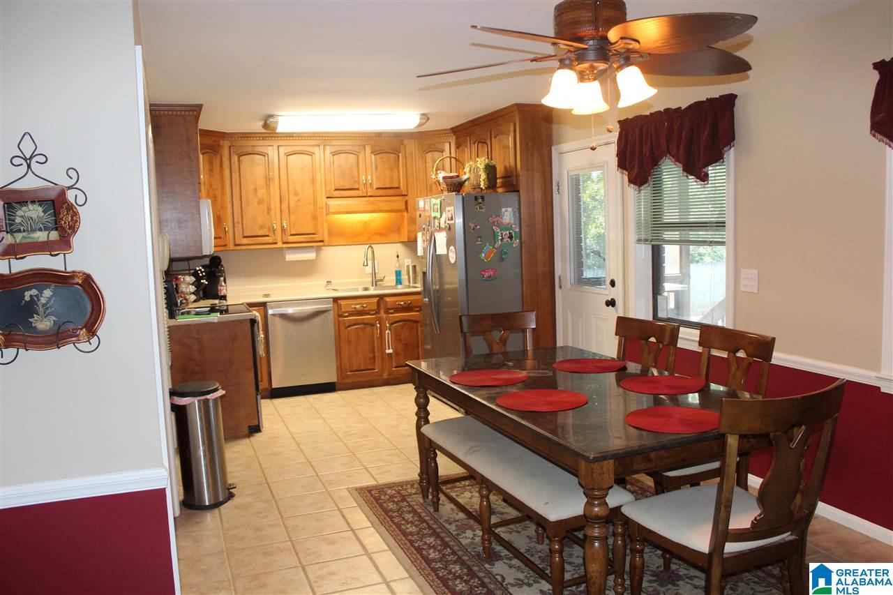 621 Valleyview Drive Pelham, AL 35124 - Photo 8 of 34